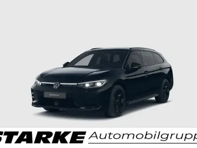 Gebraucht VW Passat R-line 193 PS (141 kW) 2025 Grenadillschwarz metallic Kombi
