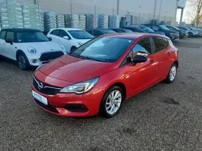 Gebraucht Opel Astra Edition 131 PS (96 kW) 2021 Rot Limousine
