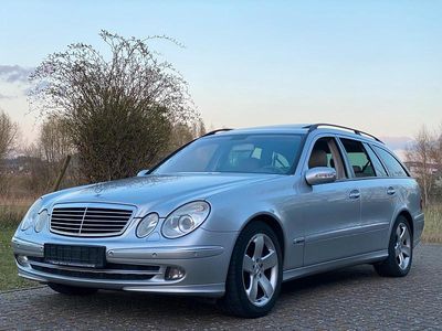 Usata Mercedes E320 AMG 224 CV (164 kW) 2005 Argento Station wagon