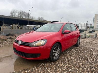 Gebraucht VW Golf VI Edition 102 PS (75 kW) 2009 Rot Kleinwagen