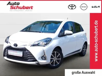 Gebraucht Toyota Yaris Club 111 PS (81 kW) 2019 Weiss Kleinwagen
