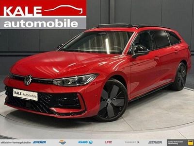 Gebraucht VW Passat Style 150 PS (110 kW) 2024 Chilirot metallic Kombi