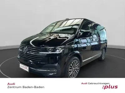 Gebraucht VW Multivan Highline 204 PS (150 kW) 2023 Deep black perleffekt Van / Kleinbus