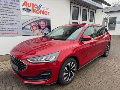 Używany Ford Focus Titanium X 125 KM (91 kW) 2025 Czerwony Sedan/Limuzyna
