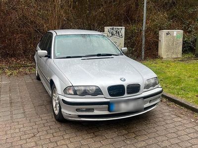 Gebraucht BMW 320 1999 Silber Limousine
