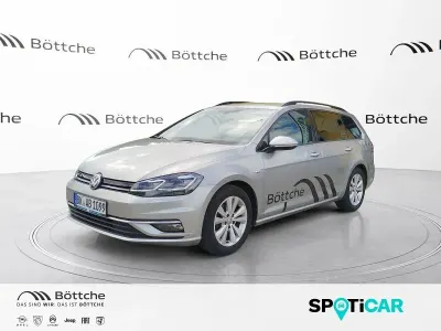 Gebraucht VW Golf VII Comfortline 131 PS (96 kW) 2020 Silber Kombi