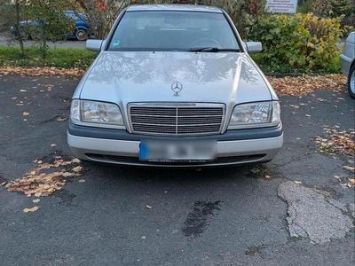 Mercedes C180