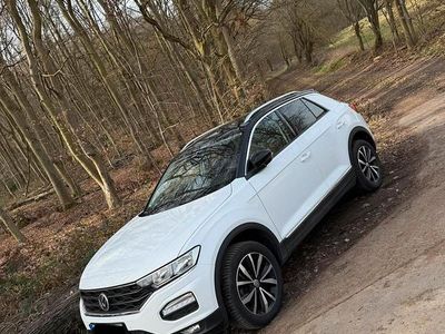 Second-hand VW T-Roc 150 CP (110 kW) 2019 Alb SUV