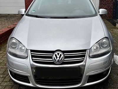 Silber Gebraucht 2009 VW Golf VI Comfortline Kleinwagen | 2.990 € (Fairer Preis)