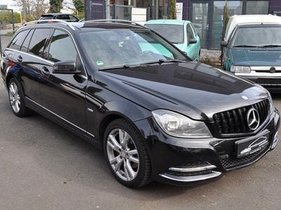 Gebraucht Mercedes C220 Avantgarde 170 PS (125 kW) 2012 Schwarz Kombi