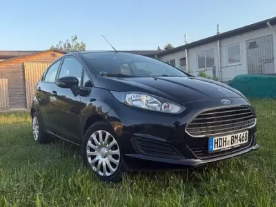 Gebraucht Ford Fiesta Trend 82 PS (60 kW) 2014 Schwarz Kleinwagen
