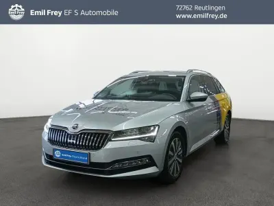 Gebraucht Skoda Superb Style 150 PS (110 kW) 2023 Silber Kombi