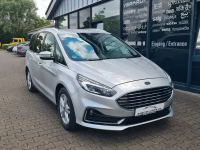 Gebraucht Ford Galaxy Titanium 190 PS (139 kW) 2021 Silber Van / Kleinbus