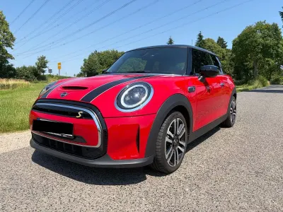 Gebraucht Mini Cooper SE 135 kW (184 PS) 2021 Rot Kleinwagen