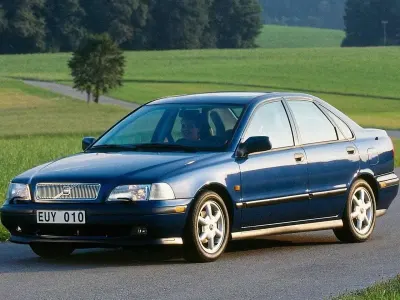 Gebraucht Volvo S40 90 PS (66 kW) 1997 Blau Limousine