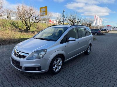 Gebraucht Opel Zafira Edition 105 PS (77 kW) 2005 Starsilber iii m2 Van / Kleinbus