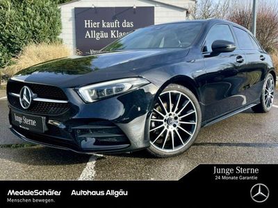Unilack nachtschwarz Gebraucht 2022 Mercedes A200 AMG Limousine | 30.469 € (Fairer Preis)