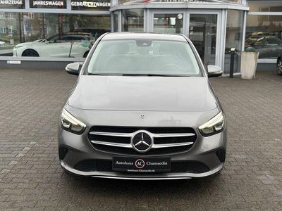 Gebraucht Mercedes B180 136 PS (100 kW) 2019 Mountaingrau Van / Kleinbus