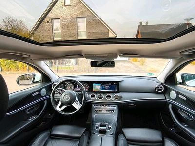 Gebraucht Mercedes 220 Avantgarde 195 PS (143 kW) 2018 Weiß Kombi