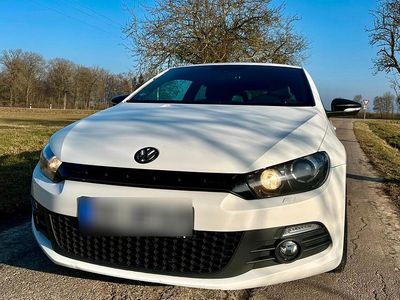 Usata VW Scirocco 140 CV (102 kW) 2009 Bianco Coupé