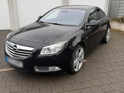Gebraucht Opel Insignia 140 PS (102 kW) 2009 Schwarz Limousine
