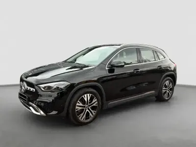 Gebraucht Mercedes GLA220 190 PS (139 kW) 2025 Unilack nachtschwarz SUV