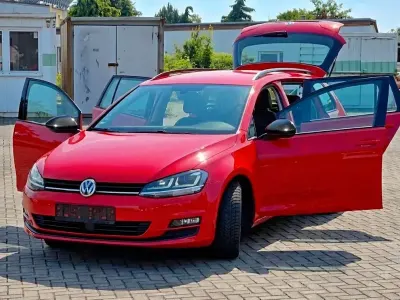 Gebraucht VW Golf VII Comfortline 110 PS (80 kW) 2016 Rot Kombi