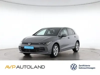 Gebraucht VW Golf VIII Life 150 PS (110 kW) 2025 Mondsteingrau Limousine