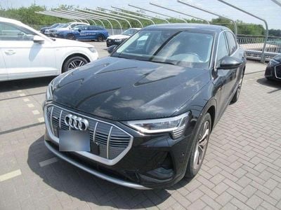 Mythosschwarz metallic Gebraucht 2022 Audi e-tron Sportback S-Line SUV | 37.355 € (Guter Preis)