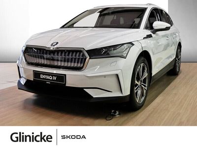 Weiß Gebraucht 2022 Skoda Enyaq iV Loft SUV | 56.990 €