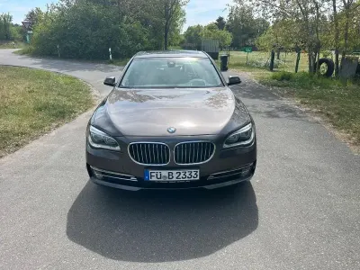 Gebraucht BMW 730 258 PS (189 kW) 2012 Limousine