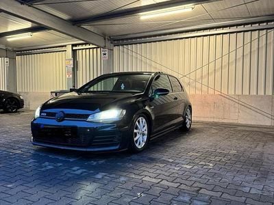 Gebraucht VW Golf VII GTD 184 PS (135 kW) 2016 Schwarz Kleinwagen