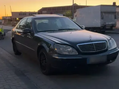 Gebraucht Mercedes S320 197 PS (144 kW) 2000 Schwarz Limousine