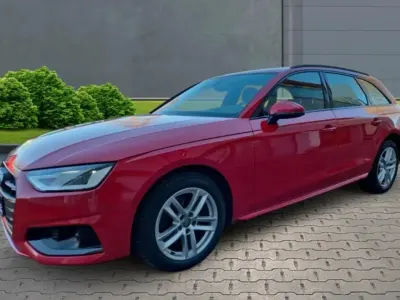 Gebraucht Audi A4 Advanced 163 PS (119 kW) 2020 Rot Kombi