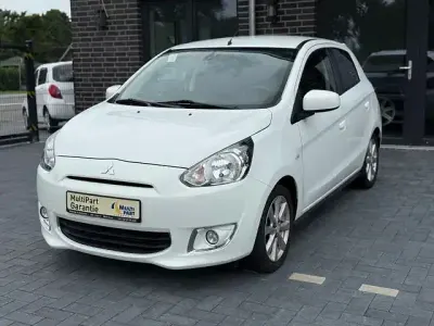 Gebraucht Mitsubishi Space Star 80 PS (58 kW) 2013 Weiß Kleinwagen