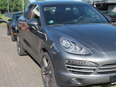 Gebraucht Porsche Cayenne Platinum Edition 245 PS (180 kW) 2014 Grau SUV