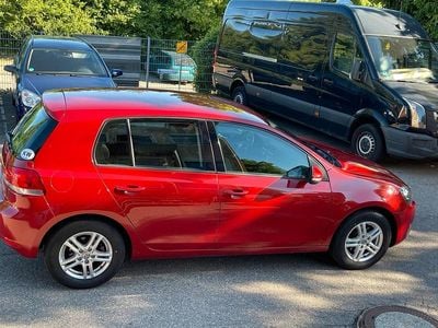 Usata VW Golf VI 80 CV (58 kW) 2010 Rosso Utilitaria