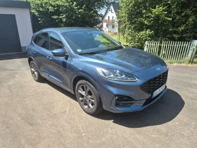 Gebraucht Ford Kuga ST-Line 120 PS (88 kW) 2022 Blau SUV