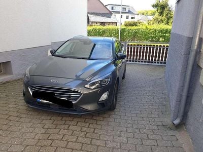 Używany Ford Focus Titanium 125 KM (91 kW) 2019 Szary Kombi
