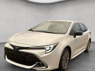 Neu Toyota Corolla 178 PS (130 kW) 2025 Weiß Kombi