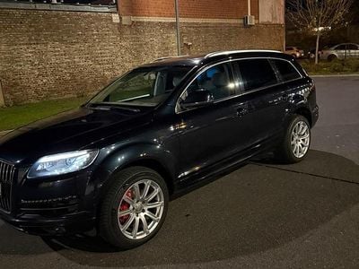 Blau Gebraucht 2009 Audi Q7 Ambiente SUV | 12.000 € (Fairer Preis)