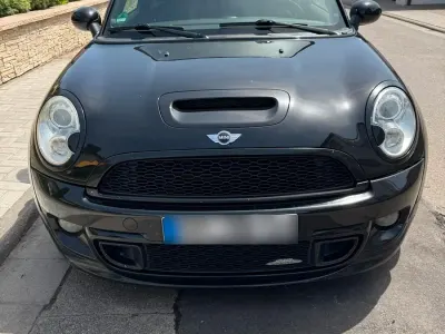 Gebraucht Mini John Cooper Works 239 PS (175 kW) 2011 Schwarz Kleinwagen