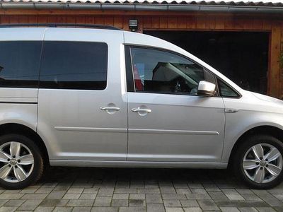 Gebraucht VW Caddy Comfortline 125 PS (91 kW) 2018 Silber Van / Kleinbus