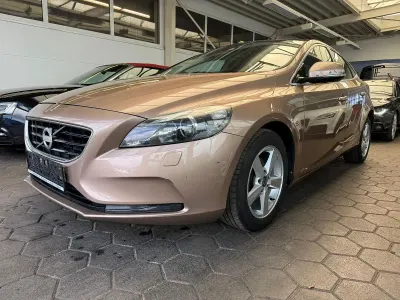 Brugt Volvo V40 Momentum 114 HK (83 kW) 2012 Hatchback