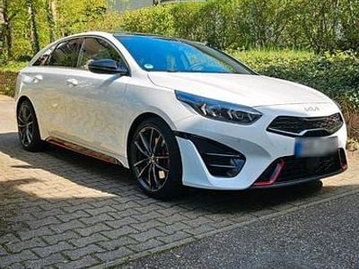 Gebraucht Kia ProCeed GT 204 PS (150 kW) 2022 Weiß Kombi