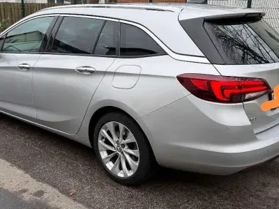 Gebraucht Opel Astra Edition 150 PS (110 kW) 2016 Grau Kombi