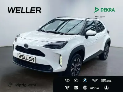 Gebraucht Toyota Yaris Cross Team 131 PS (96 kW) 2024 Weiss SUV