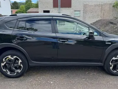 Käytetty Subaru XV Comfort 150 HP (110 kW) 2023 Musta Katumaasturi
