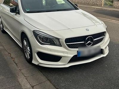 Mercedes CLA200