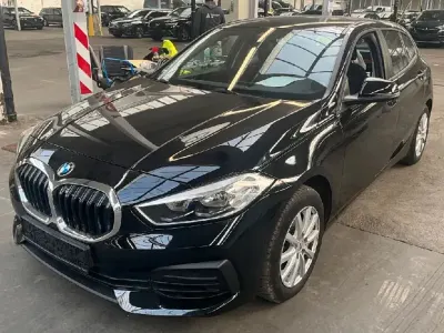 Käytetty BMW 116 Performance 116 HP (85 kW) 2023 Musta Viistoperä
